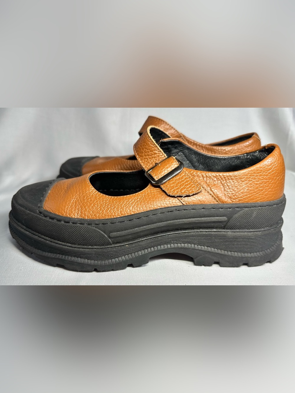 INTENTIONALLY BLANK COURTNEY LUG SOLE MARY JANE - BLACK/CAFE Size 8.5 - Picture 6 of 13